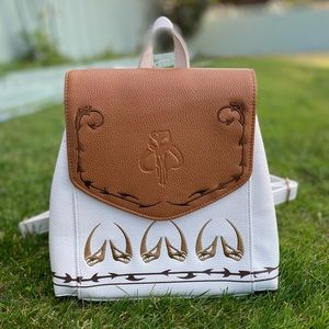 DisneyXDanielle Nicole Mandalorian🤎🤍Backpack